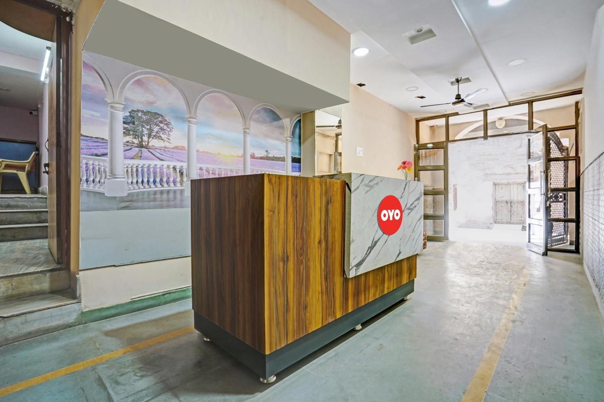 Hotel O B N Palace Rāipur Екстериор снимка