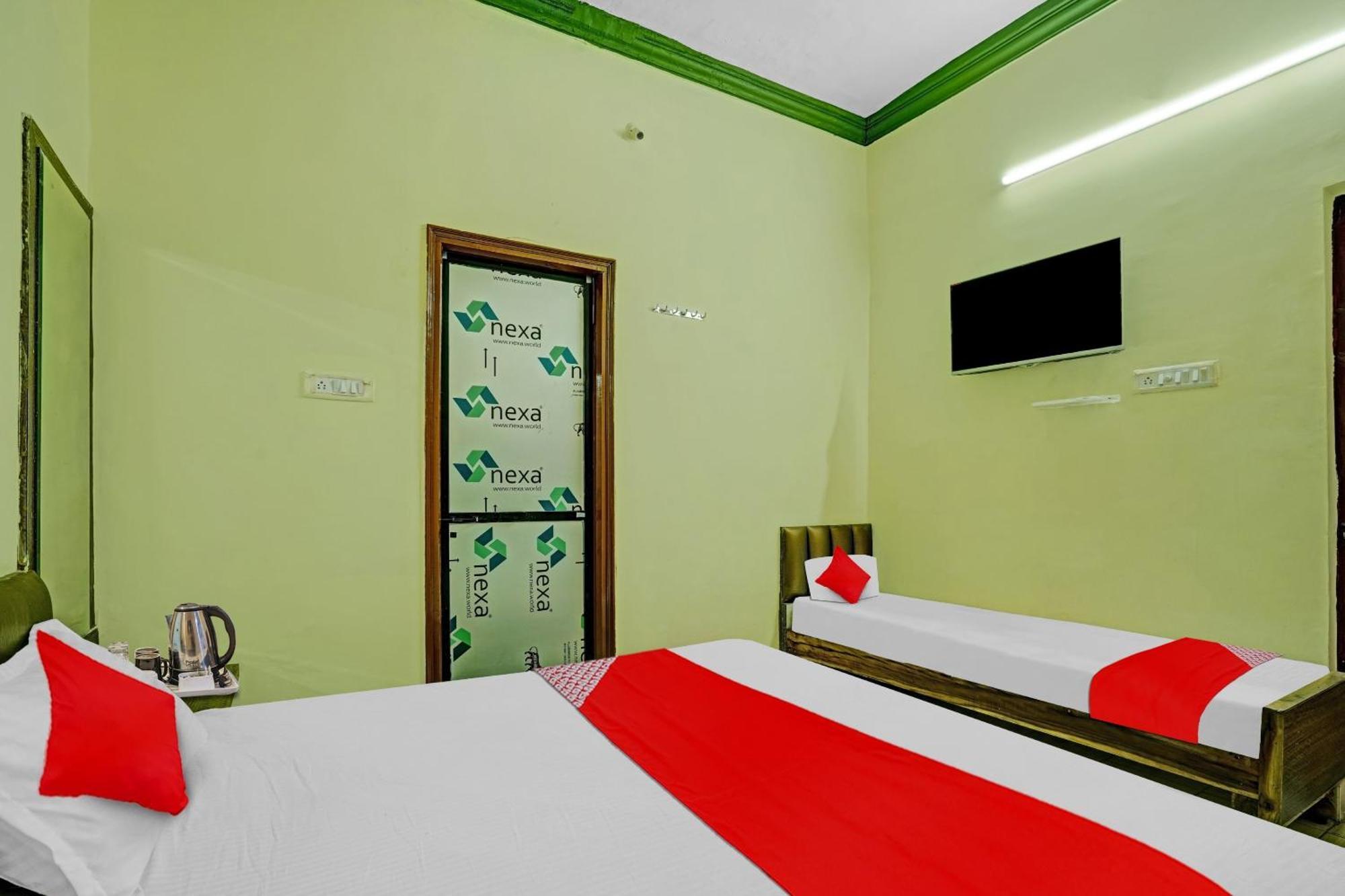 Hotel O B N Palace Rāipur Екстериор снимка